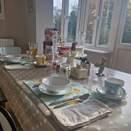 Bed and Breakfast Walton Crescent Winford Exterior foto
